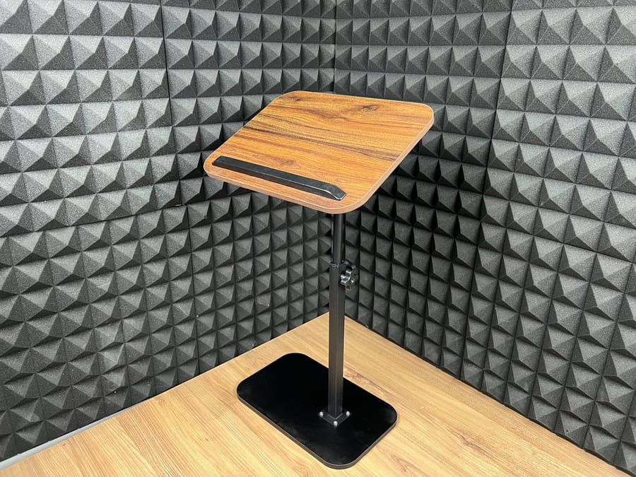 ميز وطاولة لابتوب بتصميم قابل للتعديل — صورة 4